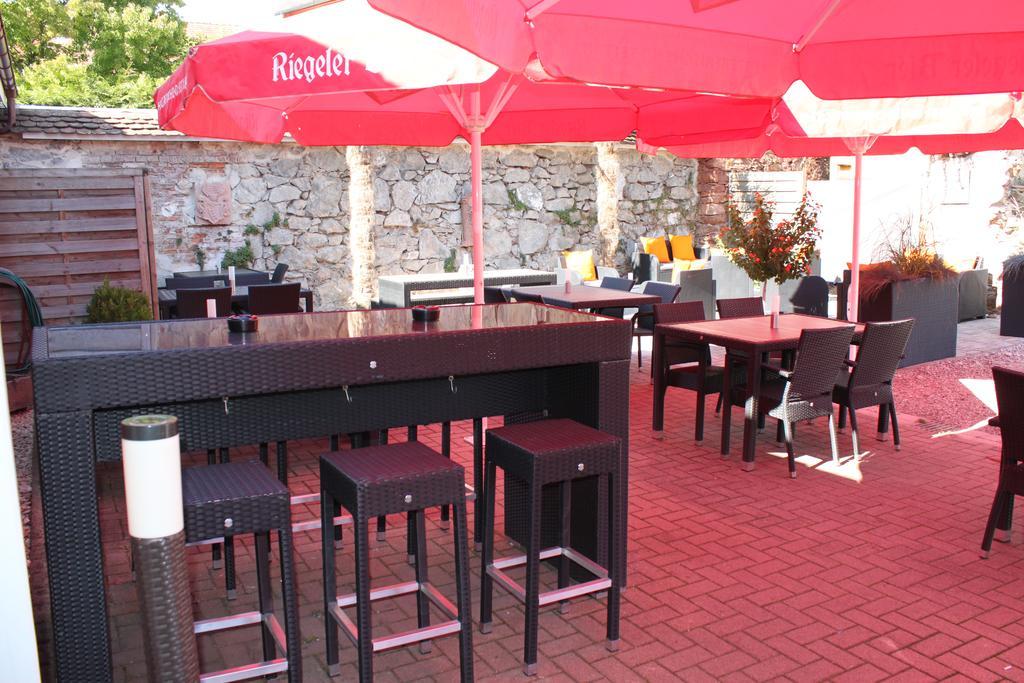 Hotel Hochdorfer Hirschen Freiburg im Breisgau Buitenkant foto